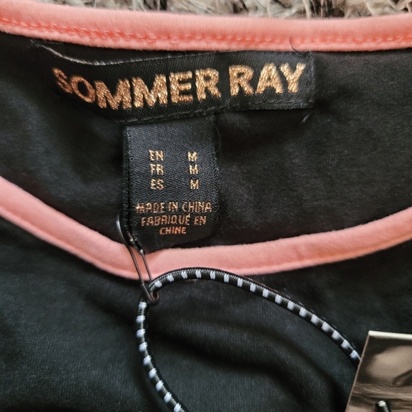 Athletic Long Sleeve Crop Top - NWT - Picture 6 of 6